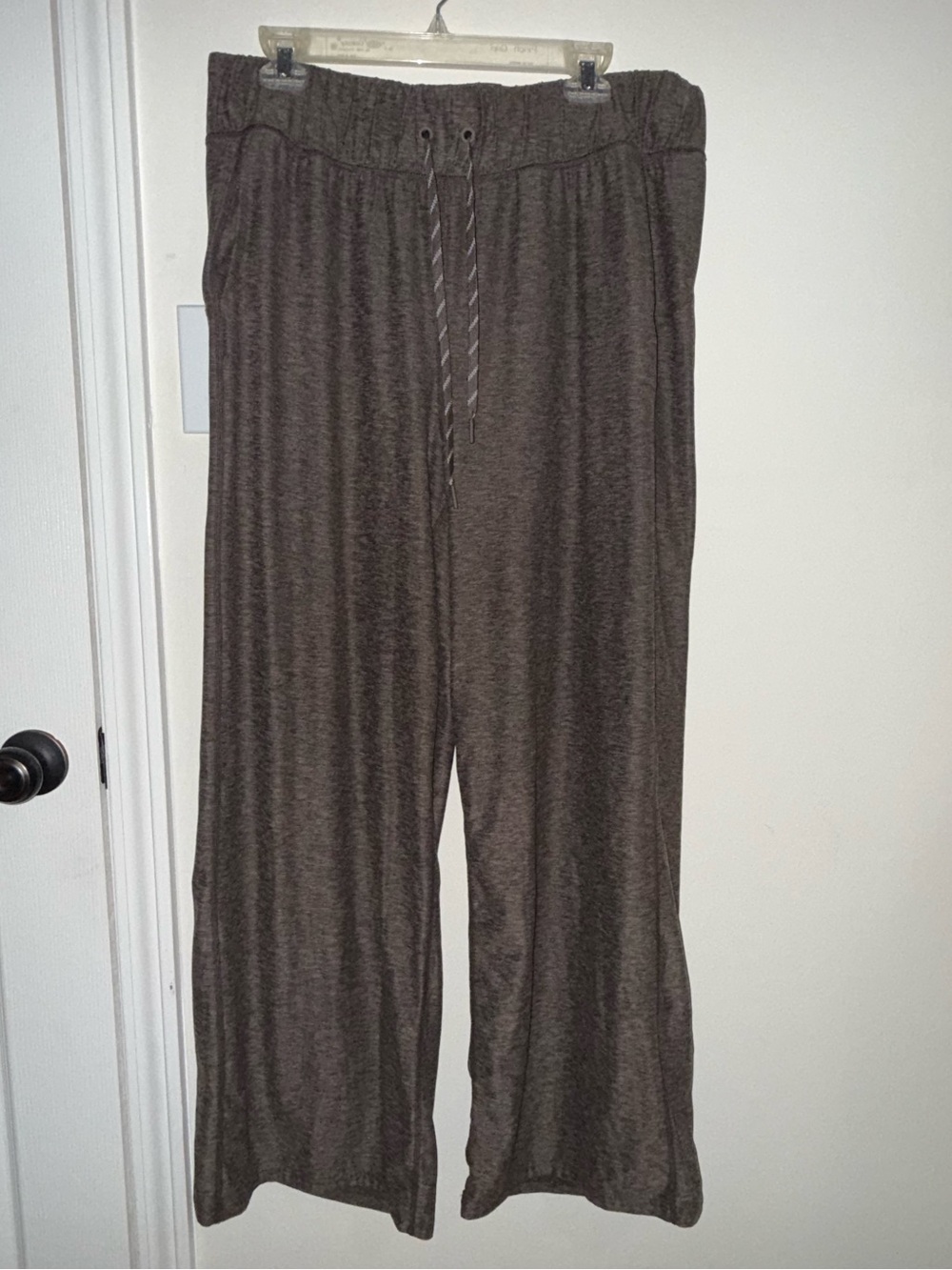 Women’s FLX high rise Wander wide leg pant